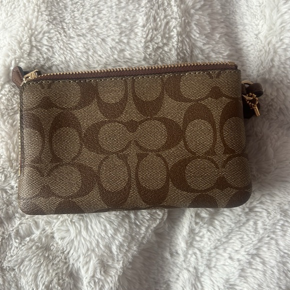 Coach Brown Wristlet - Picture 4 of 5